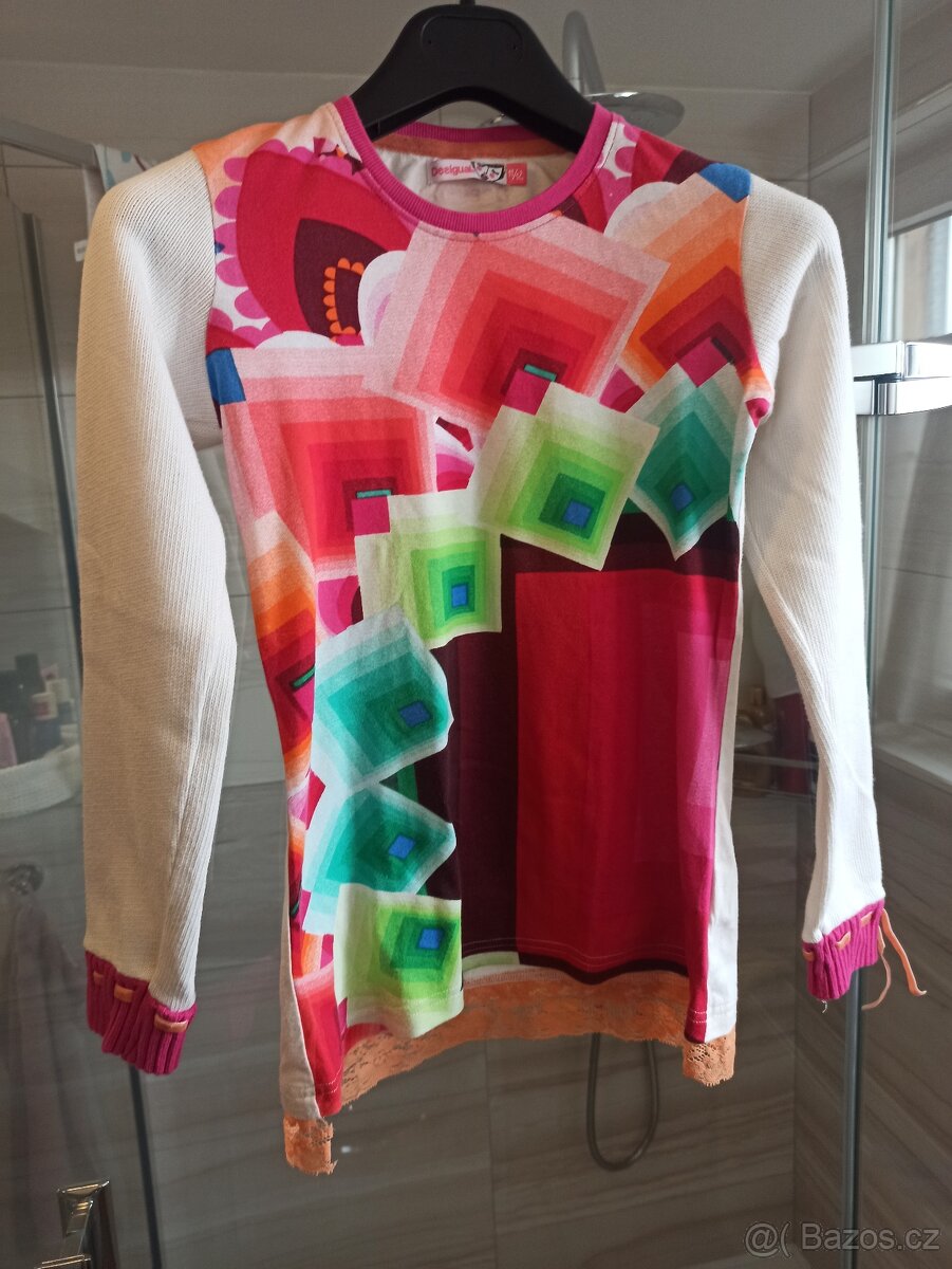 Halenka Desigual vel. 11/12 r