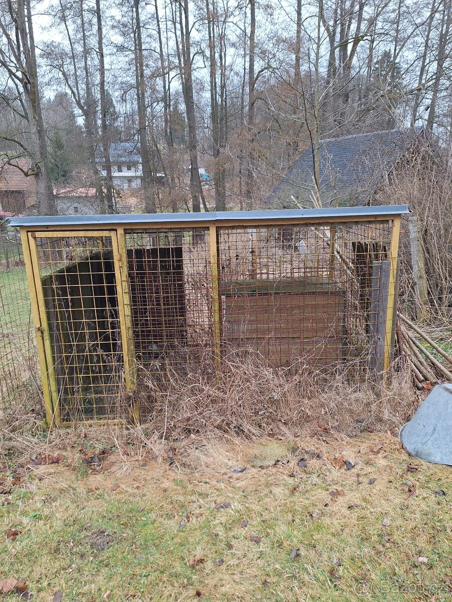 Kotec a bouda pro psa