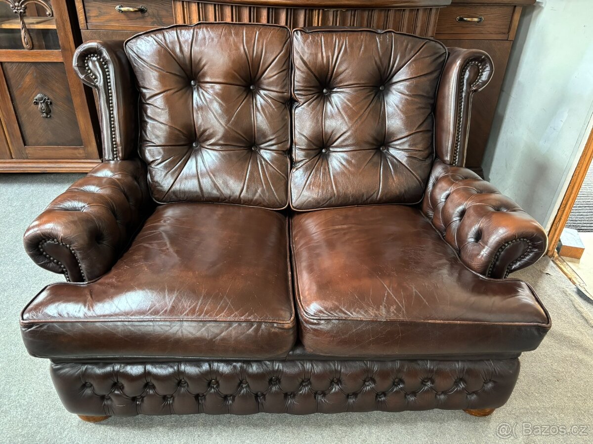 Kožená dvojsedačka Chesterfield