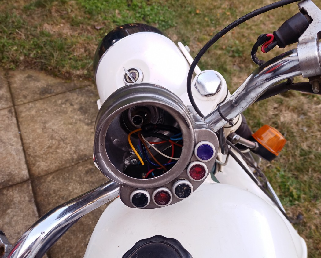 "přístrojovka" Dněpr