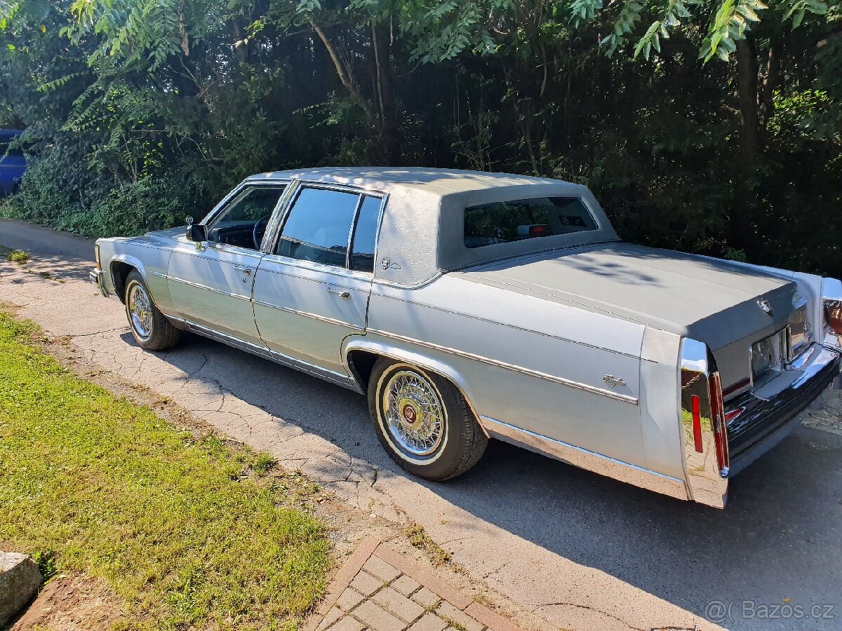 Cadillac brougham 5.0 V8 1987