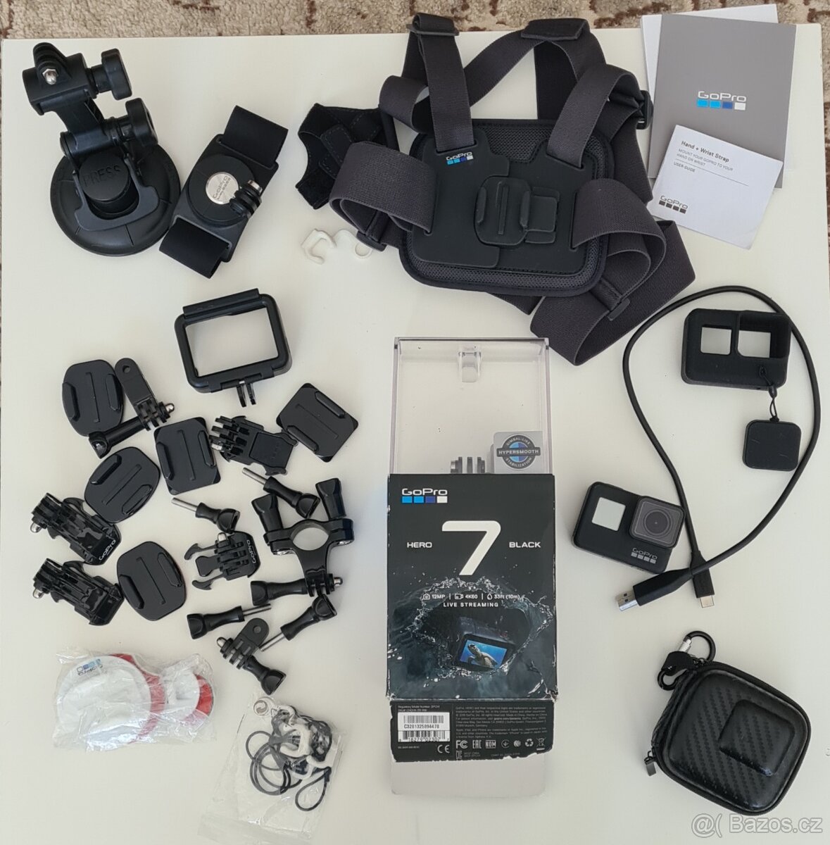 Sportovní kamera GoPro Hero 7 s příslušenstvím