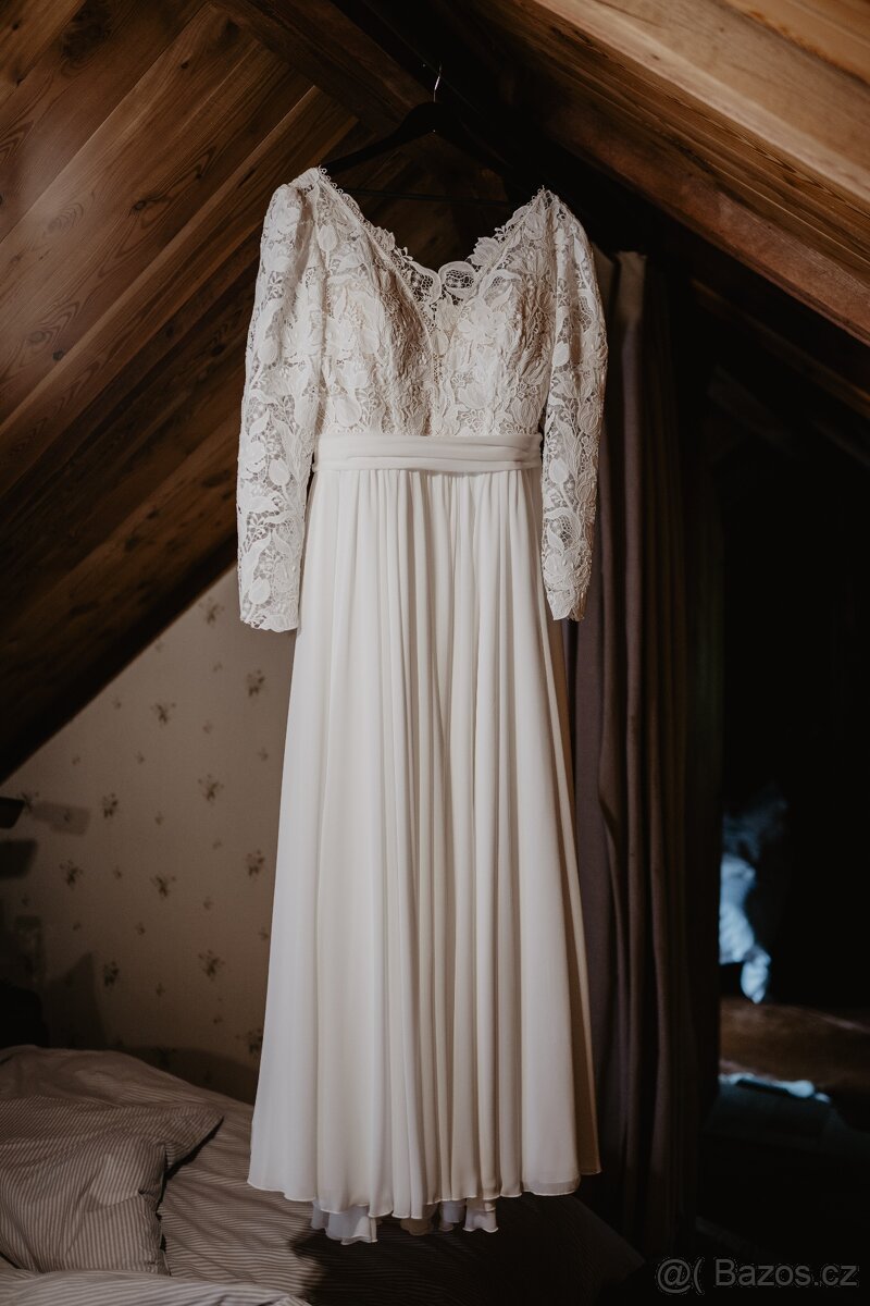 Svatebni šaty plus size