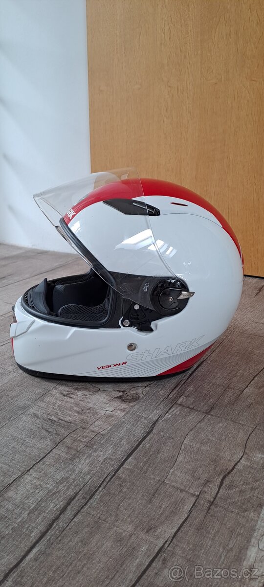 Helma na motorku Shark vel. M