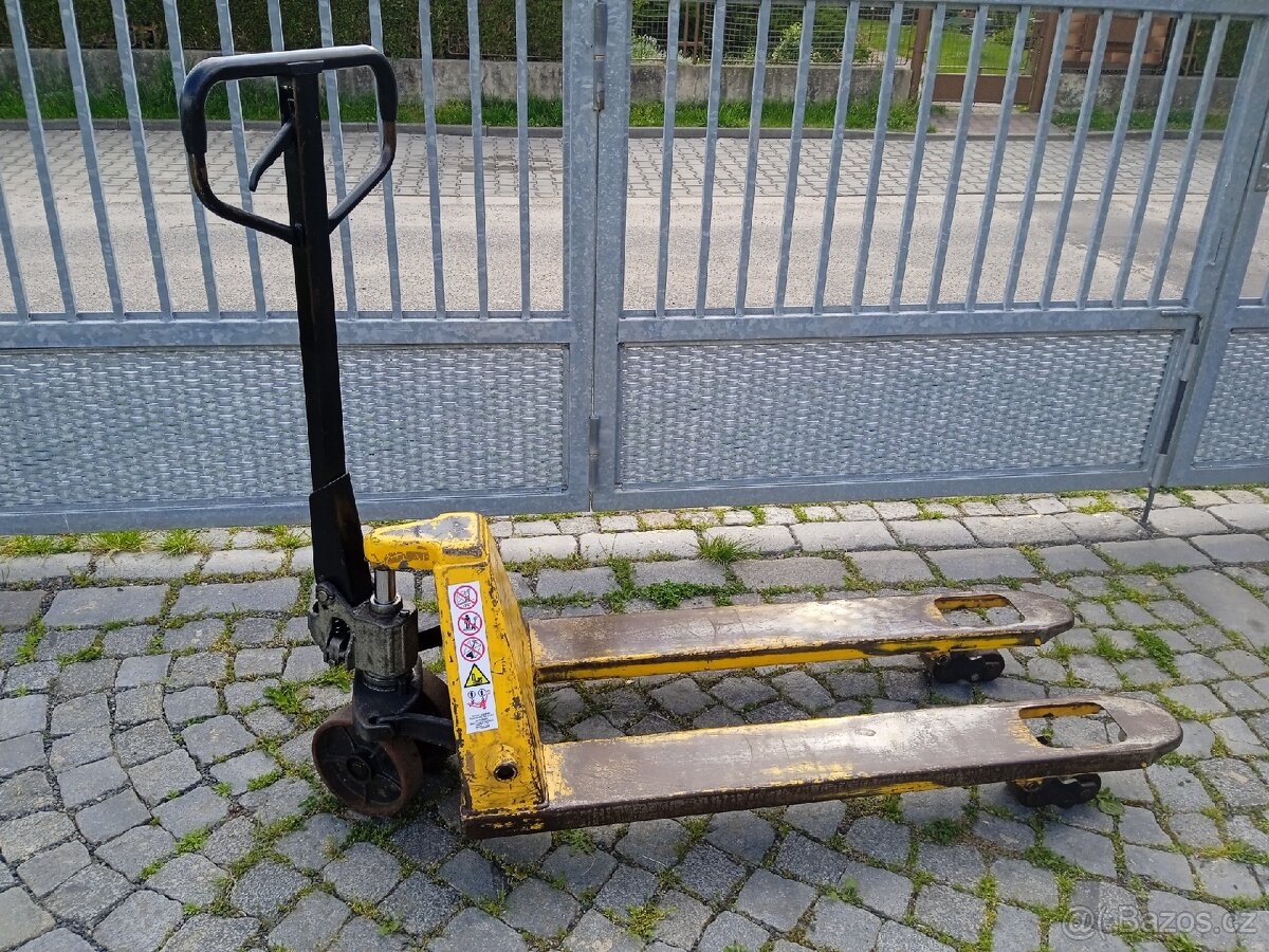 Prodám ruční paletový vozík