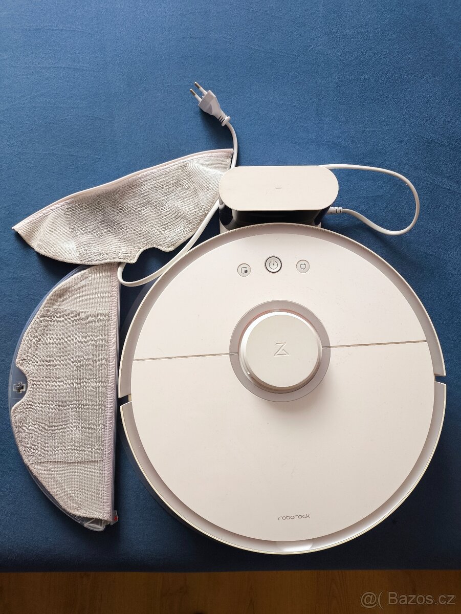 Robotický vysvač Roborock S5 max