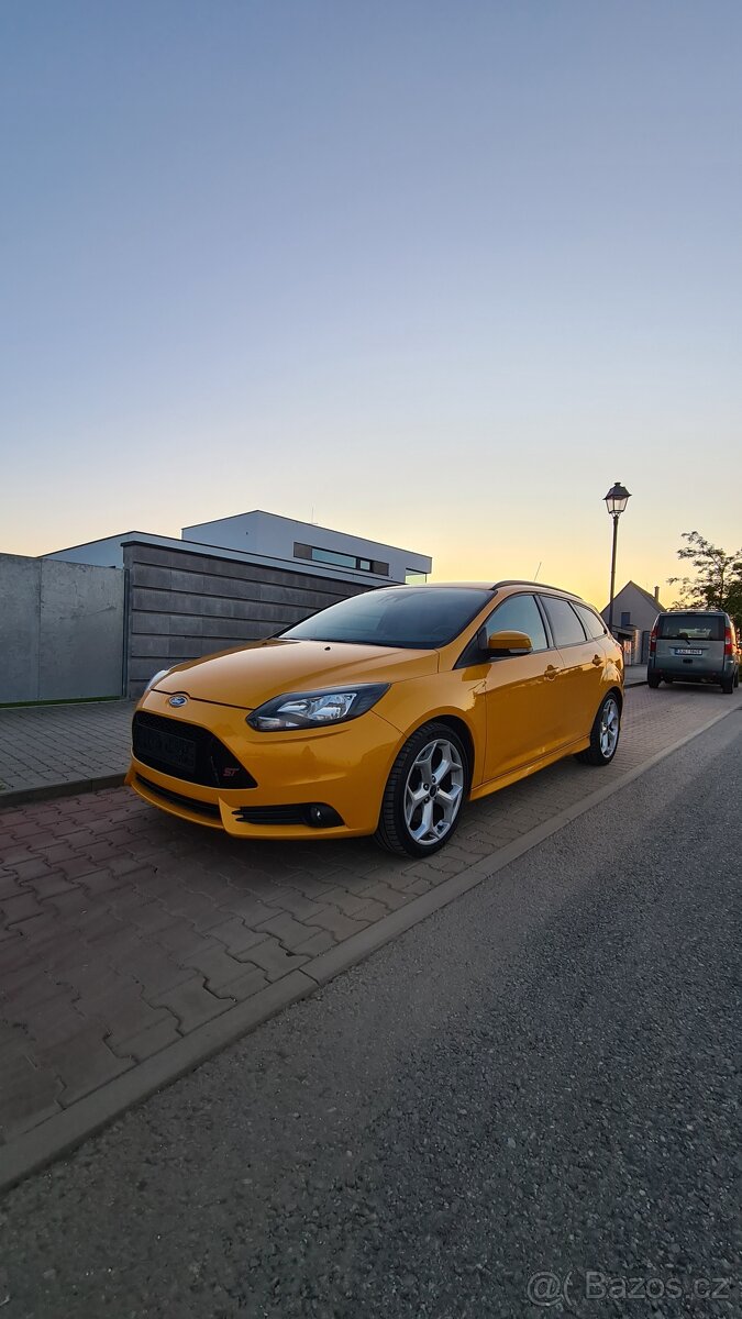 Ford Focus ST250 mk3 combi