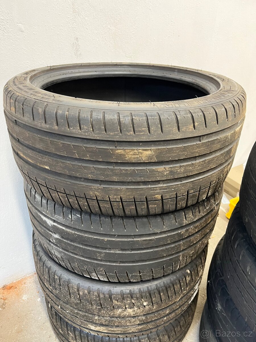 Michelin Pilot Sport 3 r18