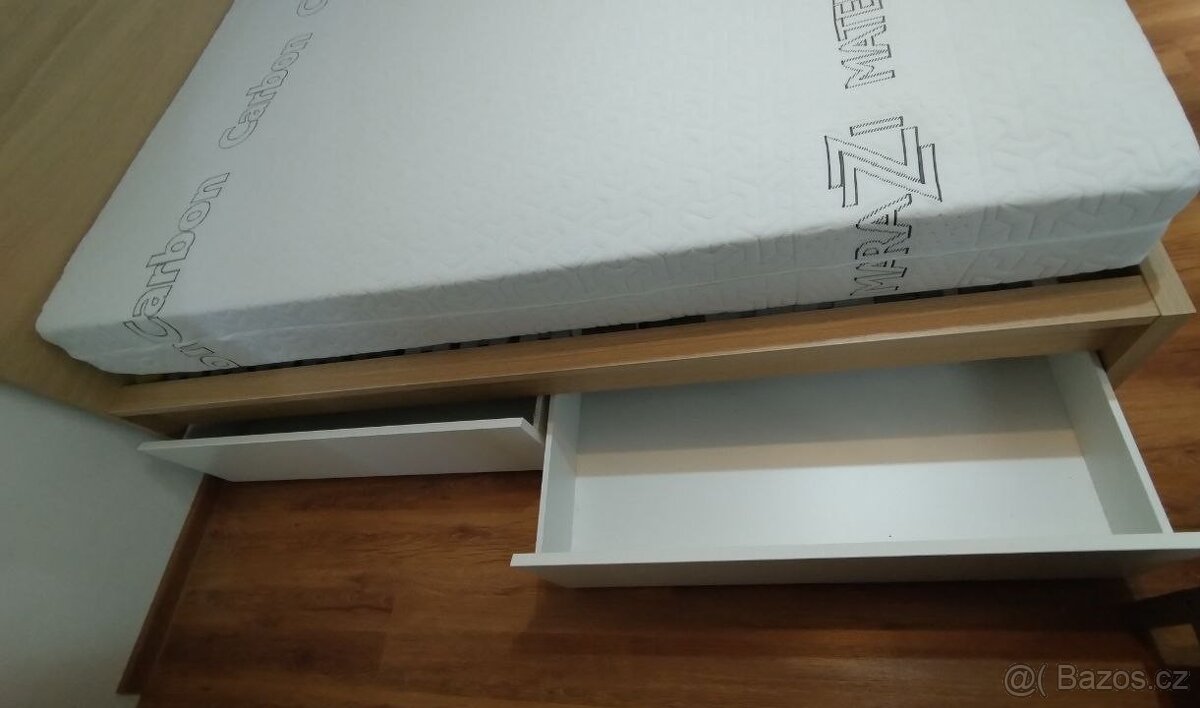Prodám postel MALM 180x200