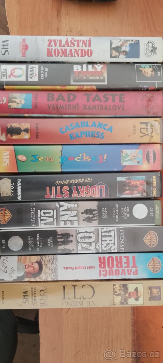 VHS KAZETY