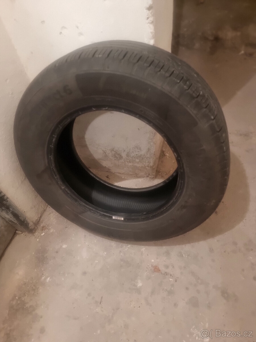Prodám letní pneu 215/65 R16 H
