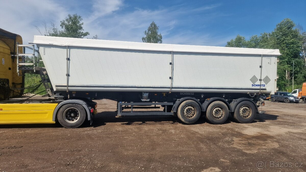 Schmitz Cargobull SGF / Sklápěčka 48cbm / Kombi vrata