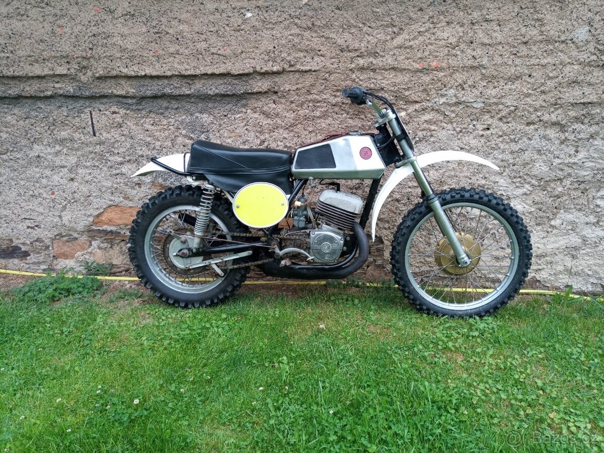 ČZ 400/981