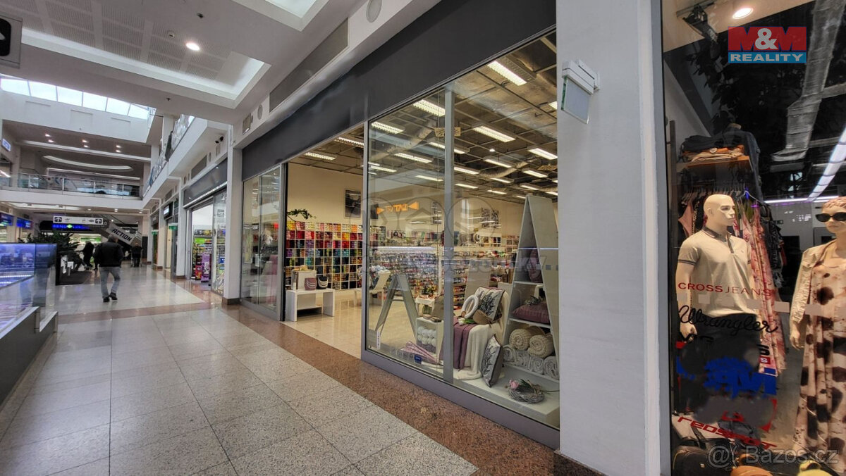 Pronájem obchodní jednotky, 144 m², NC Olomouc CITY