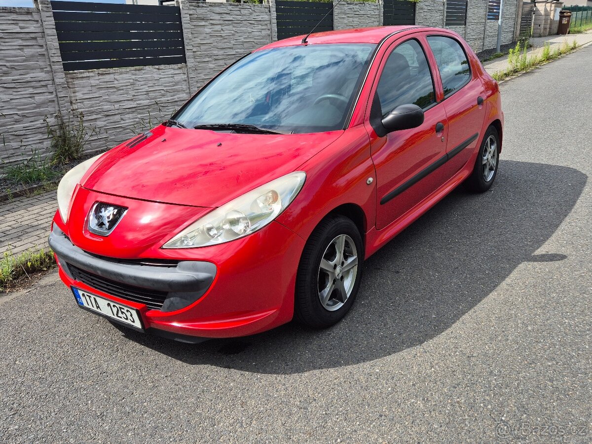 Peugeot 206+...spolehlivé auto za rozumnou cenu