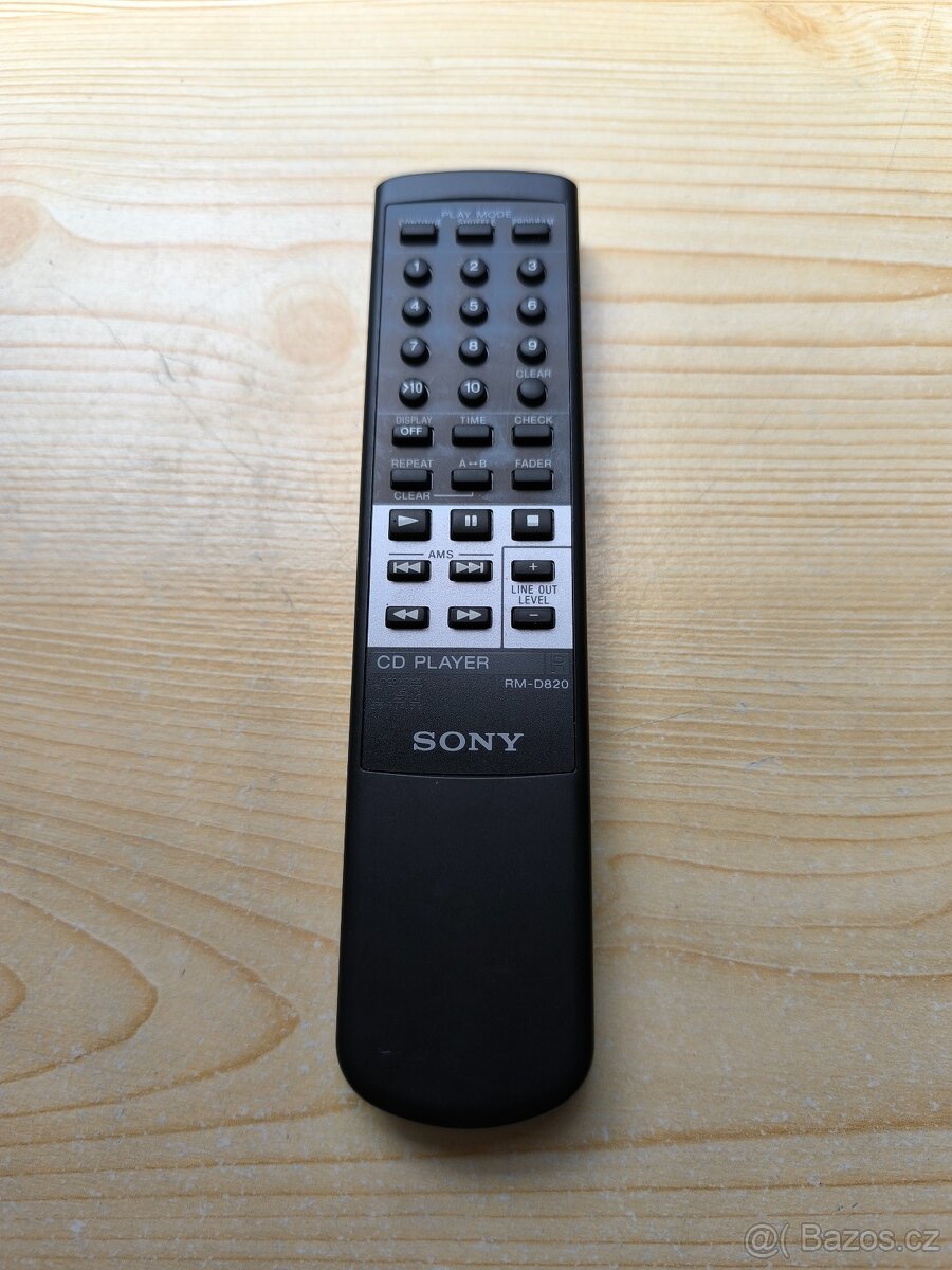 Pěkný Dálkový ovladač SONY RM-D820 + Nové Baterie Philips.