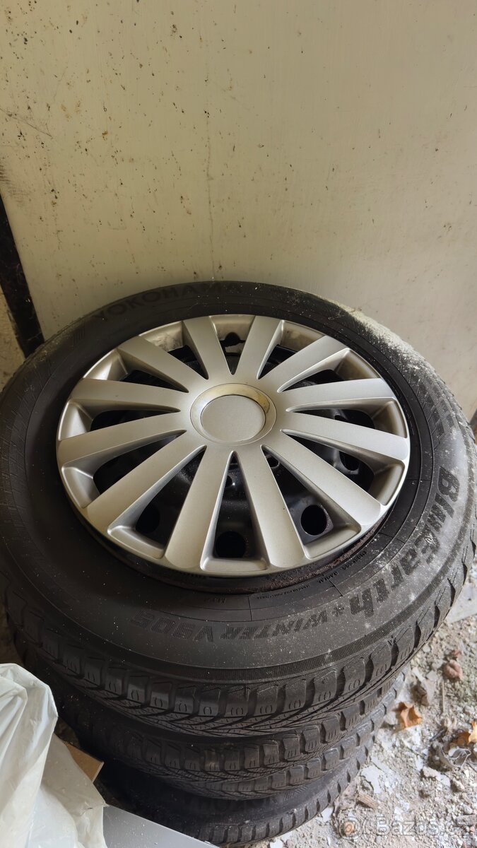 Plechová kola 5×112 se zimními pneu 195/65 R15 – VW, Skoda,