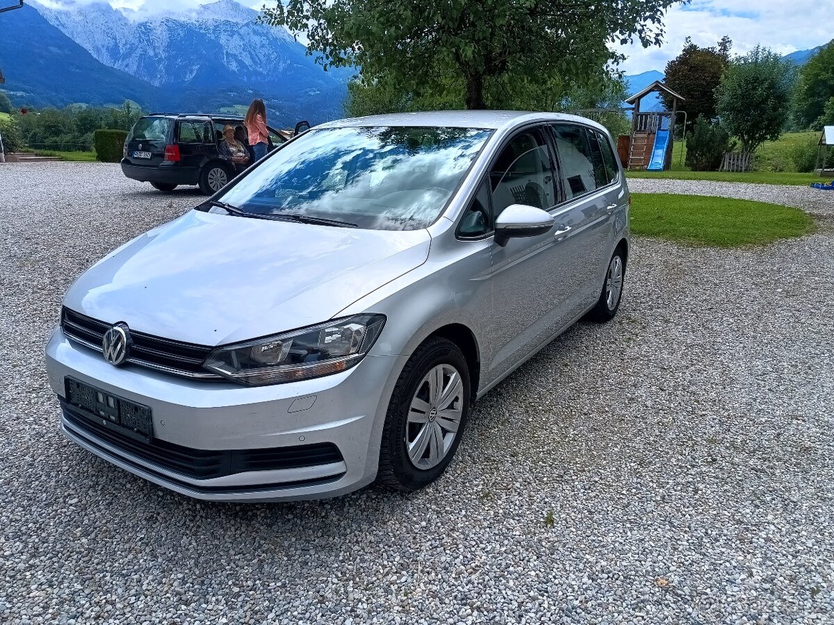 VW Touran 1.6 TDI 116 PS,Rok 2018,141000km