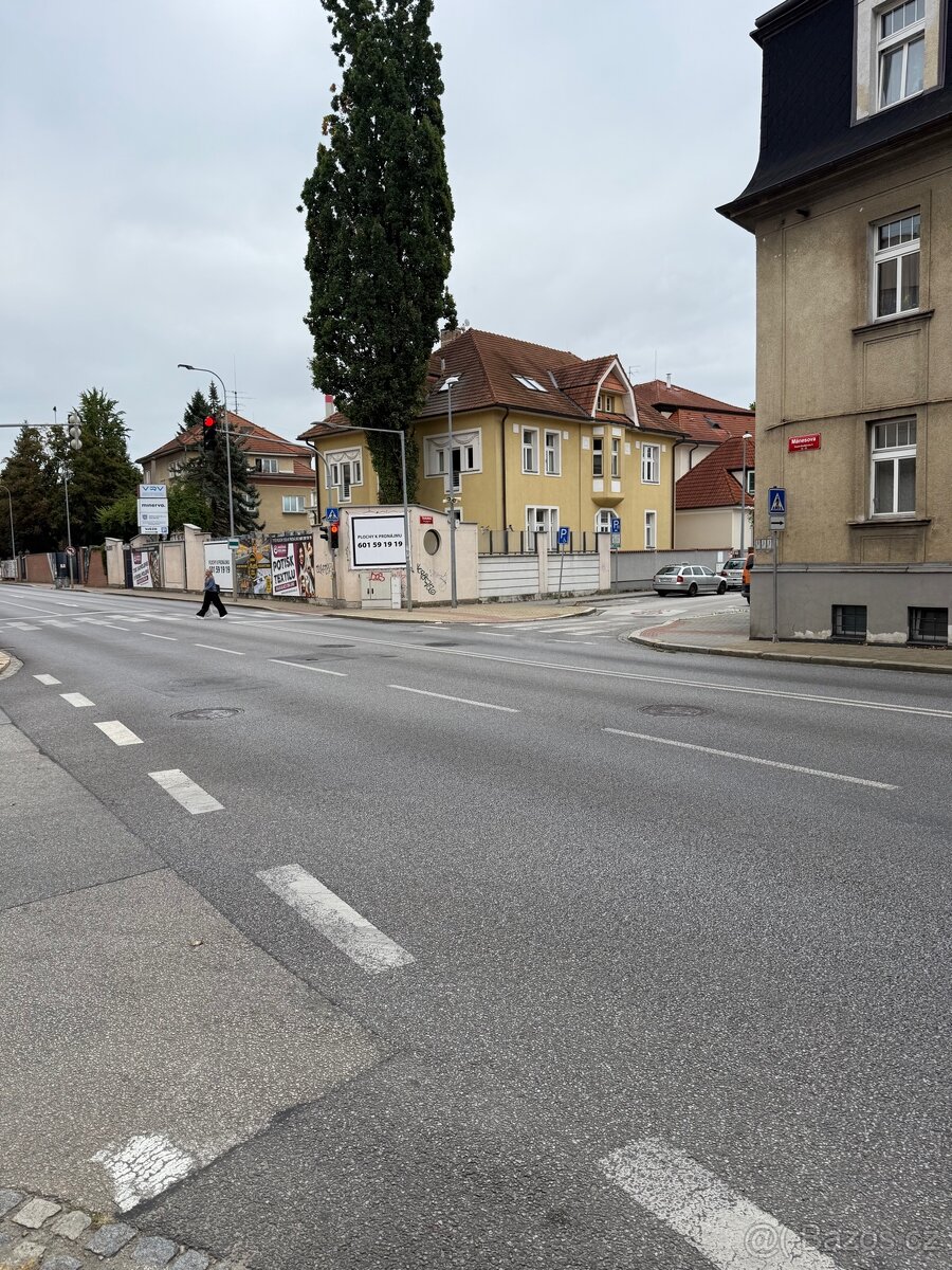 Reklamní plocha k pronájmu