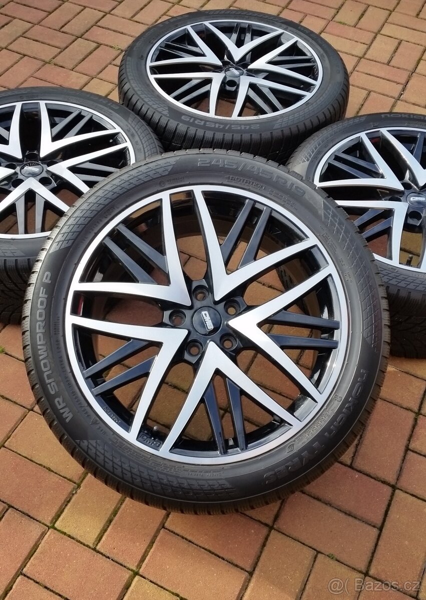 Zimní sada MERCEDES W447 R19 pneu 245/45/19 4xpřes 8mm