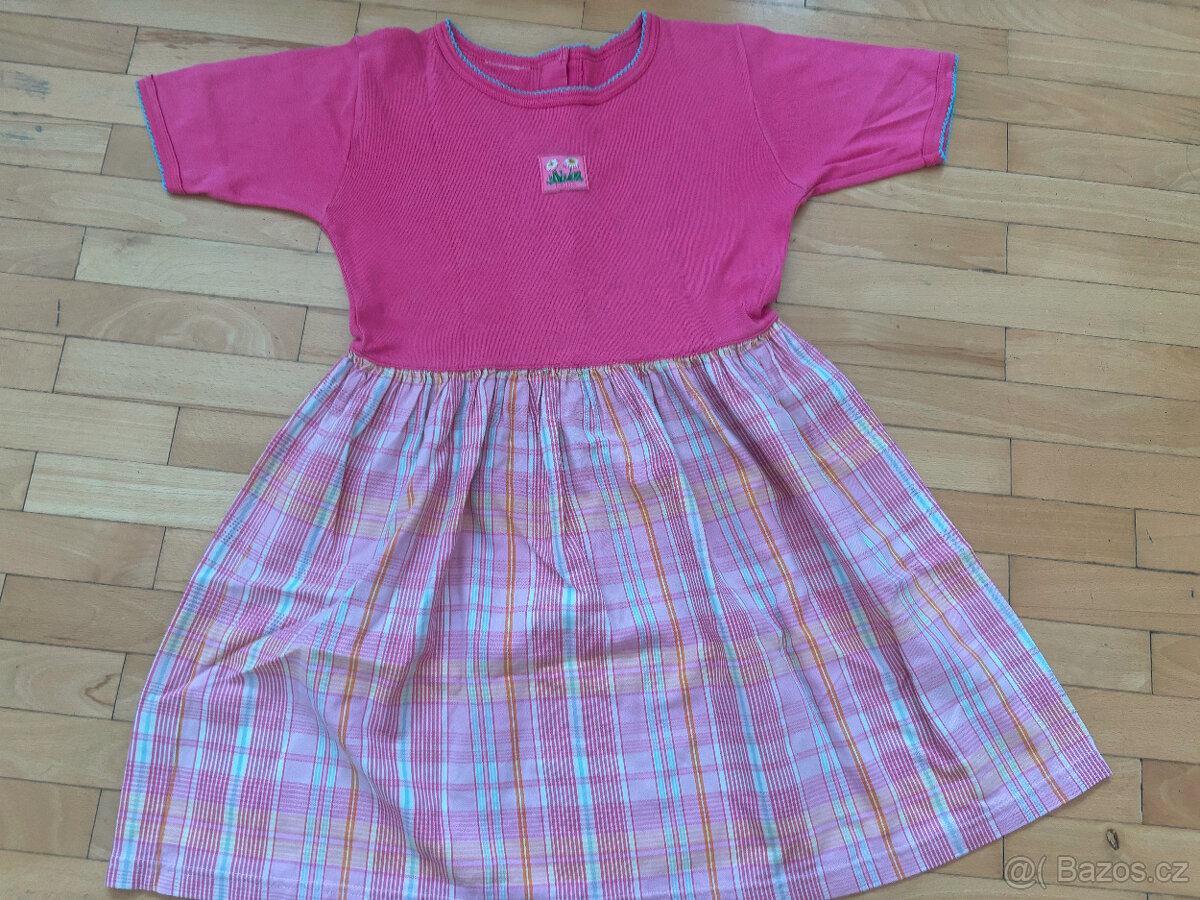 dívčí šaty s krátkým rukávem vel. cca 6-7 let