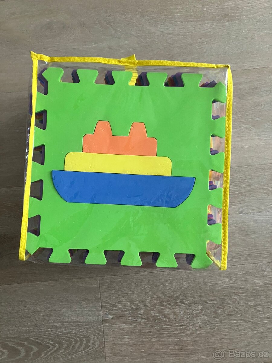 Velké pěnové puzzle - 20 kusů Ovoce a doprava 29x29