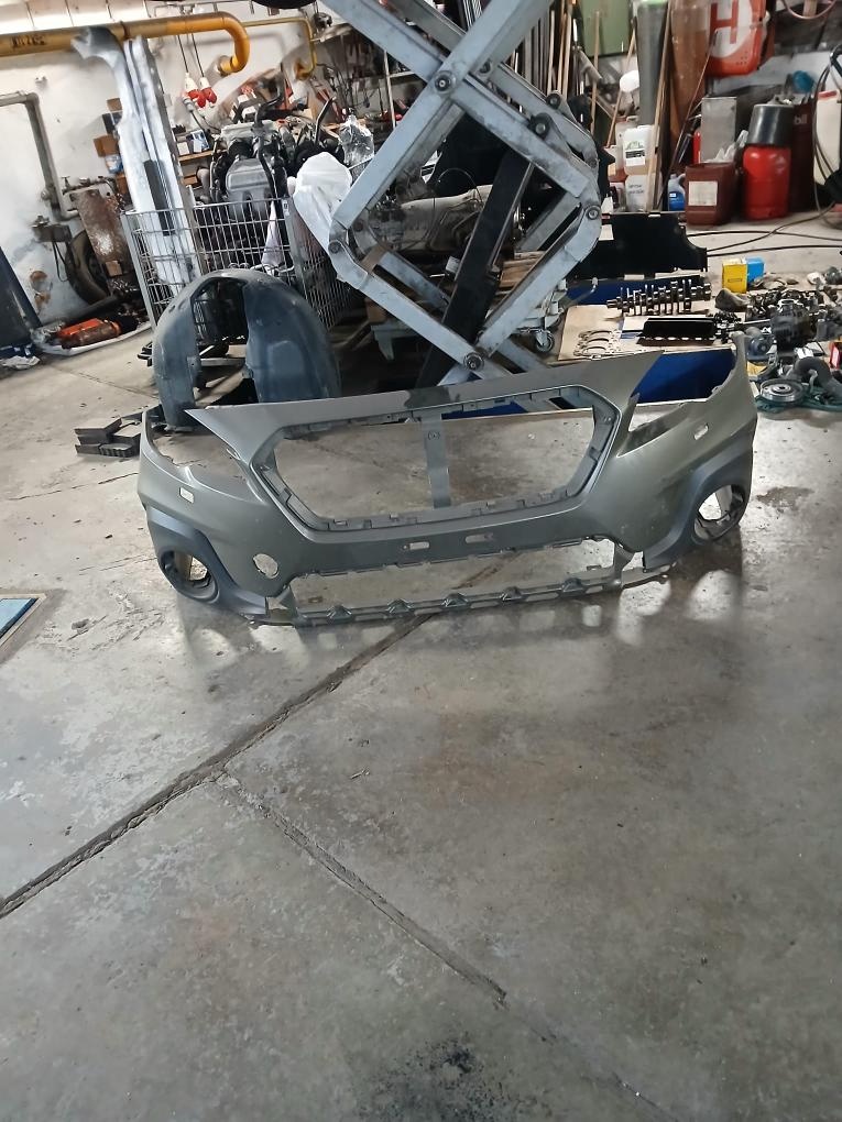 SUBARU OUTBACK WAGON BS9 C8L r. 2019 - přední nárazník