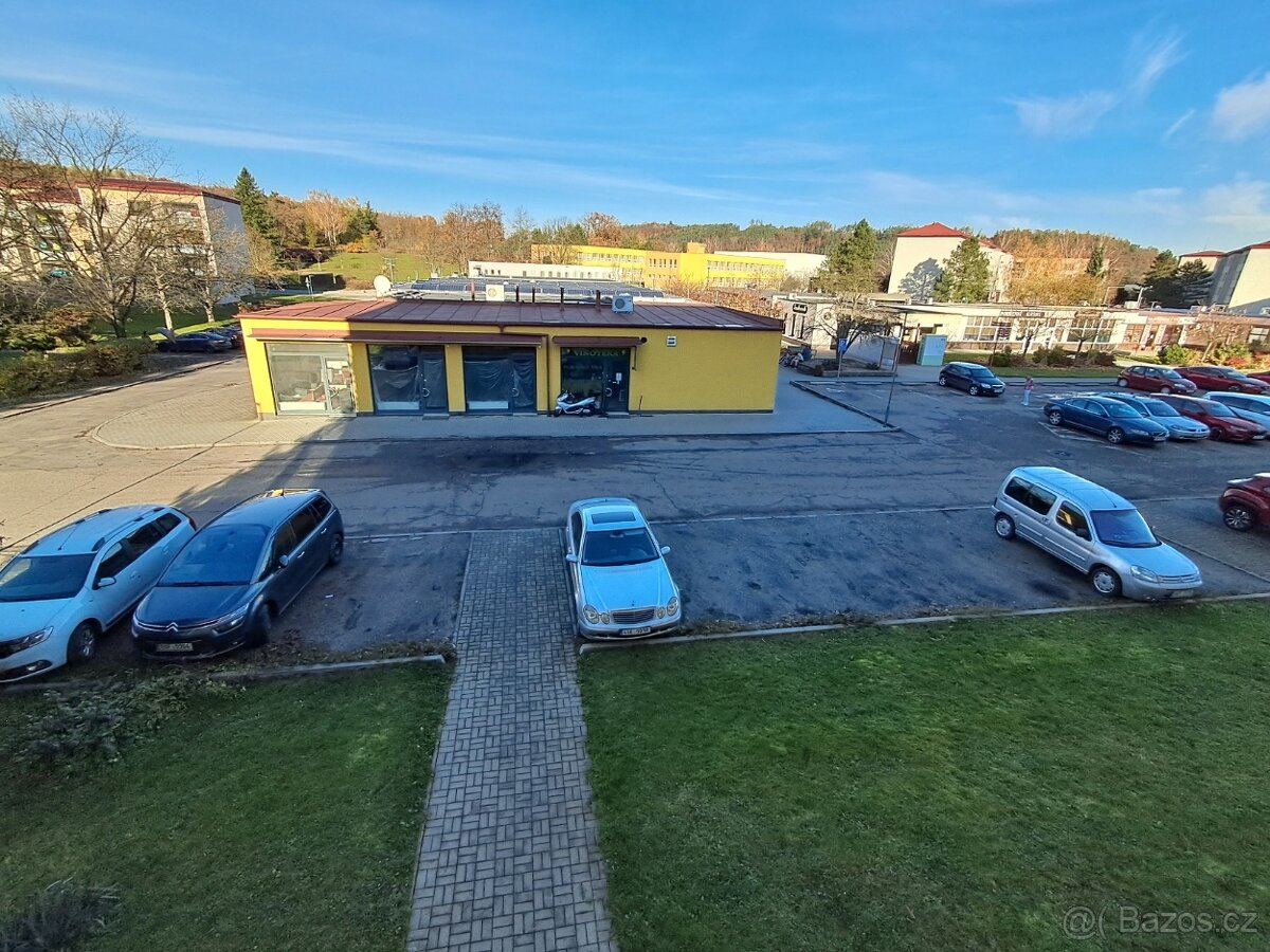 Pronájem bytu 2+1 v Týnci nad Sázavou.