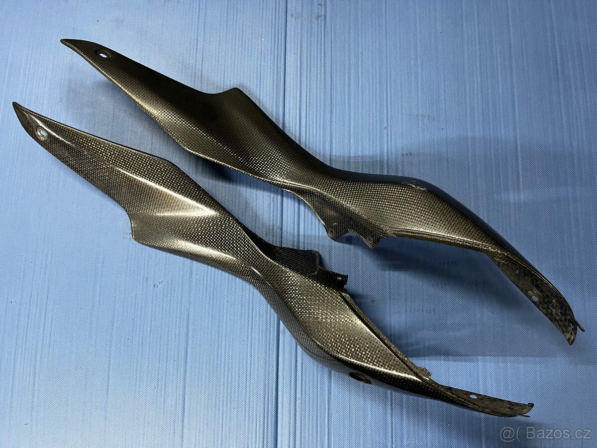 Karbonové díly Aprilia RSV1000R