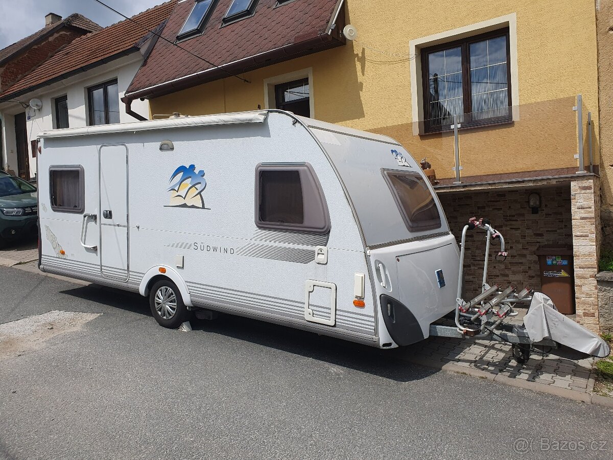 Obytný přívěs Knaus Südwind 500 FU, nově koupený v r. 2009