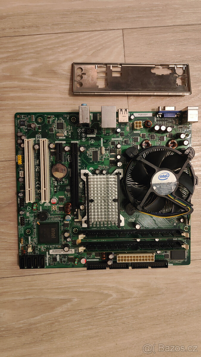 Intel® DG31PR + Procesor Intel C2D E8500 + 4GB DDR2