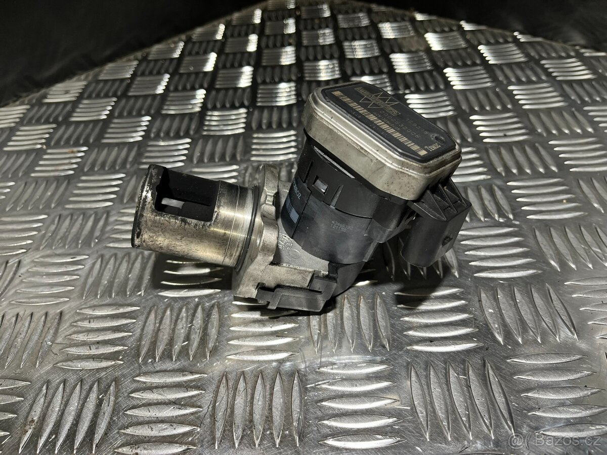 //EGR ventil Mercedes 2.2/2.7/3.0CDi//