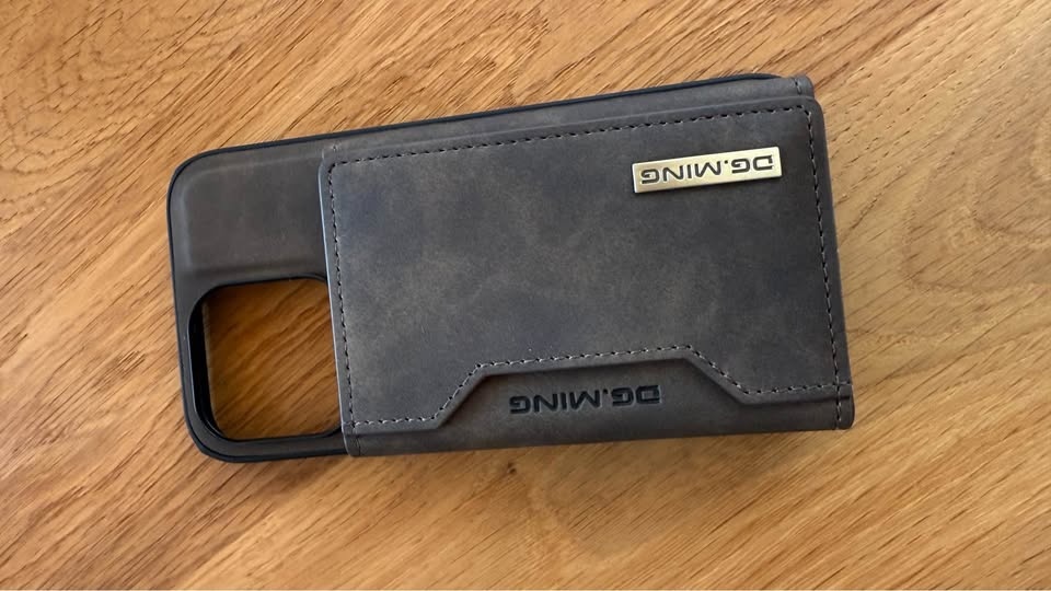 Kryt magsafe iPhone 13Pro kožený