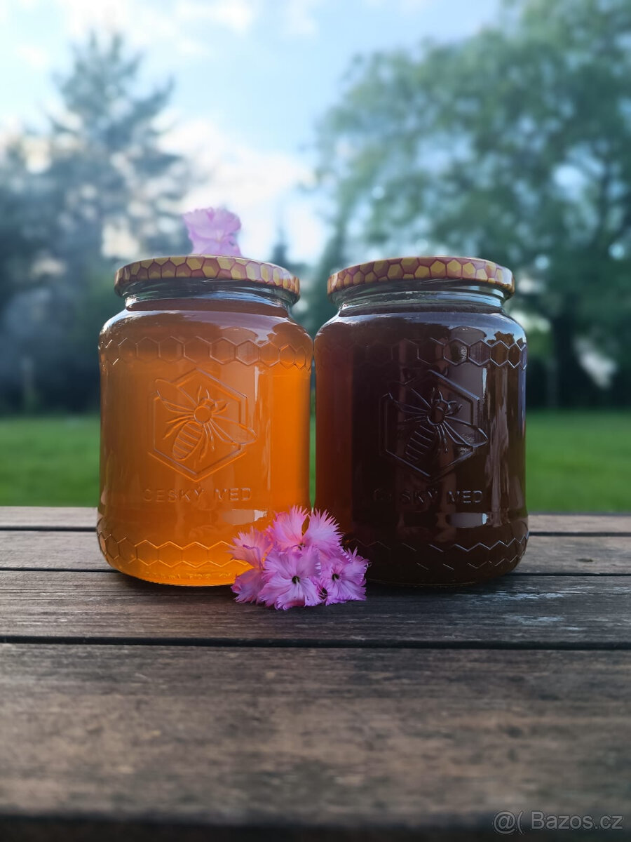 Včelí med