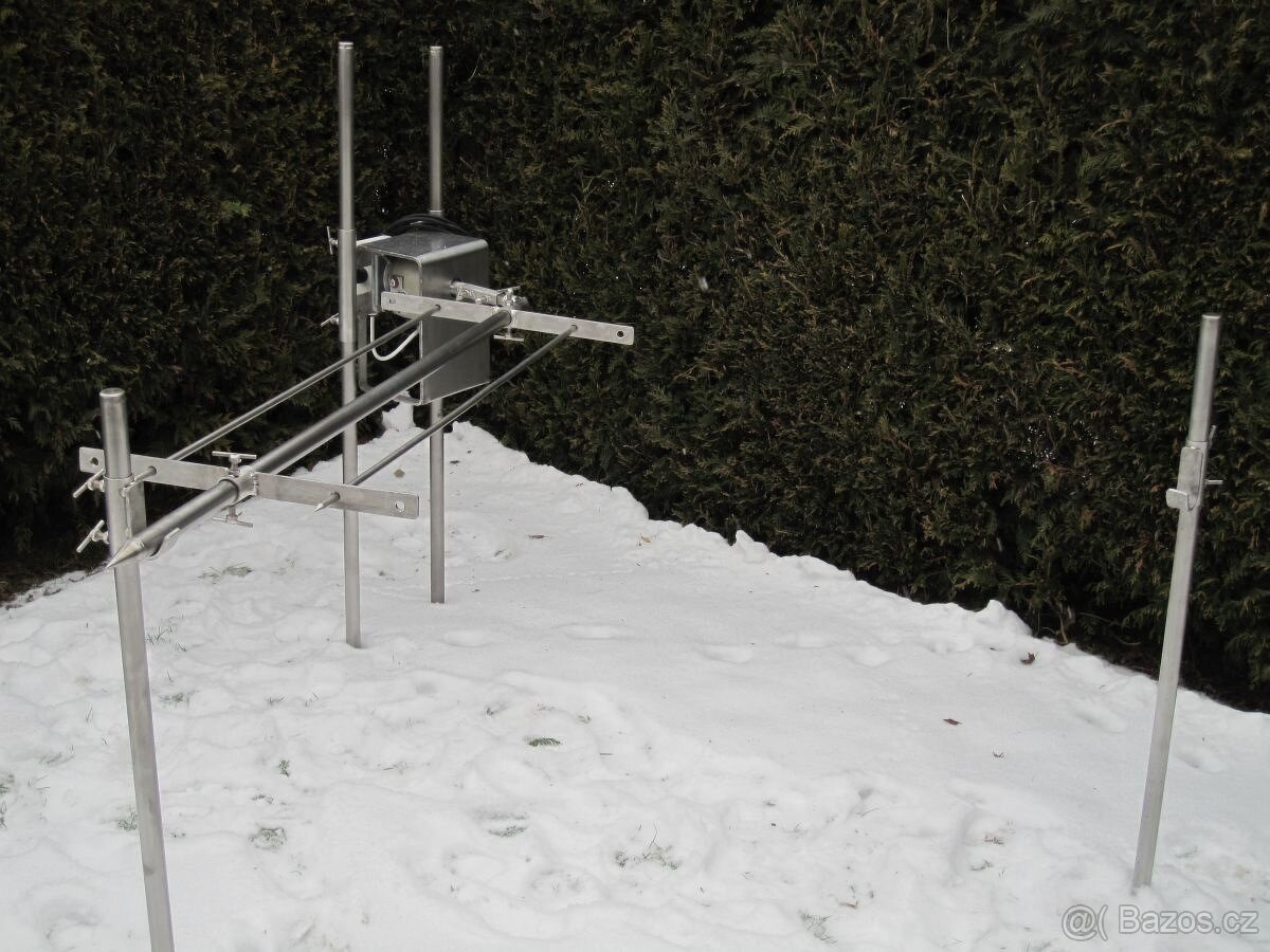 Skládací gril na prase