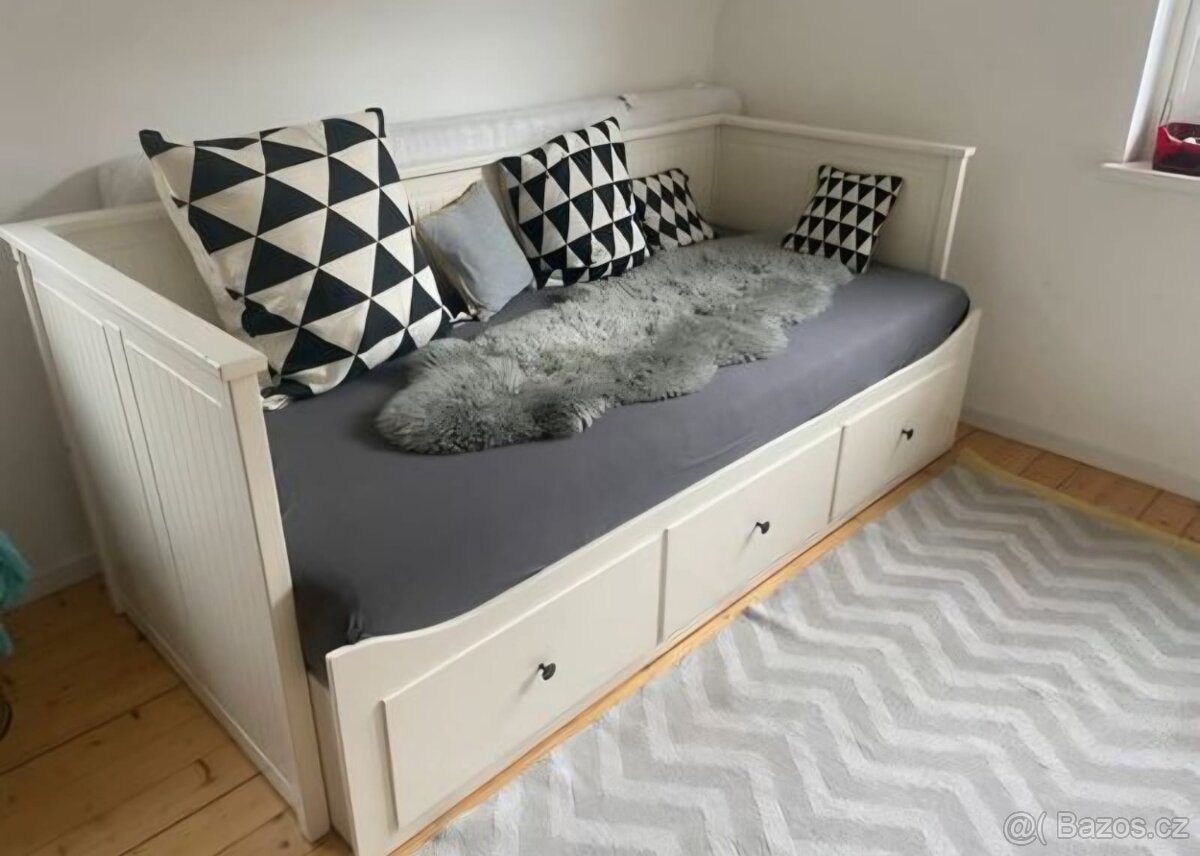 Postel Ikea Hemnes
