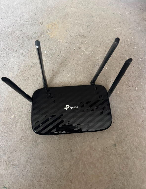 WiFi router TP-Link Archer C6 AC1200