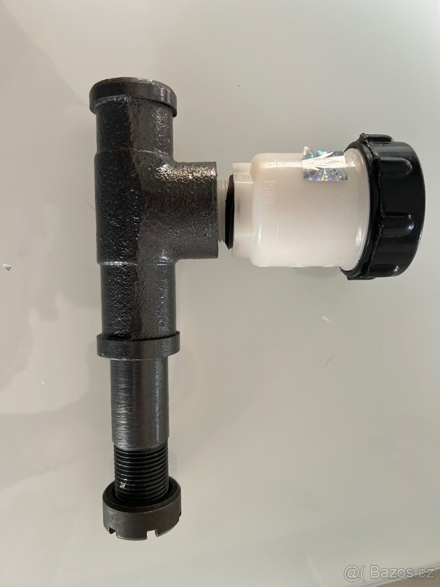 Prodám nová brzdová pumpa Piaggio Ape AC
