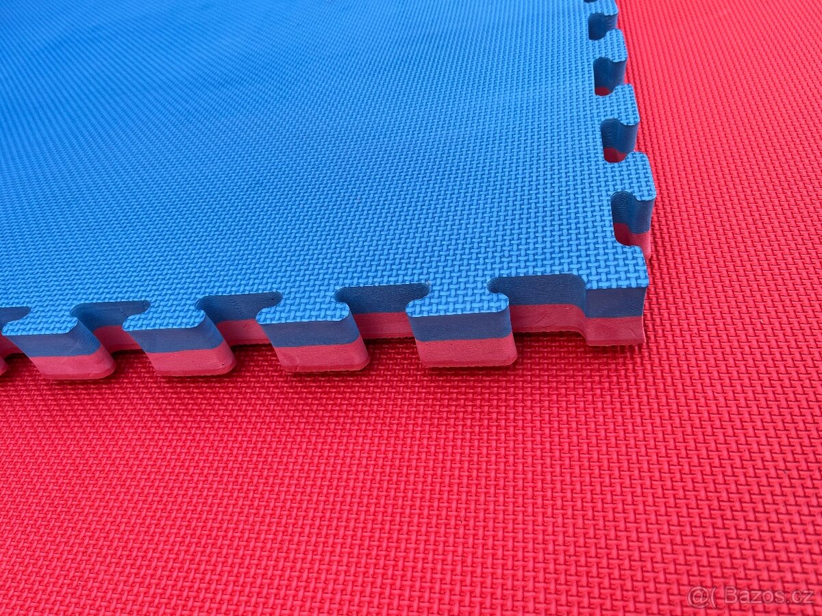 Tatami Champion puzzle červeno - modrá 105cm x 105cm x 4cm