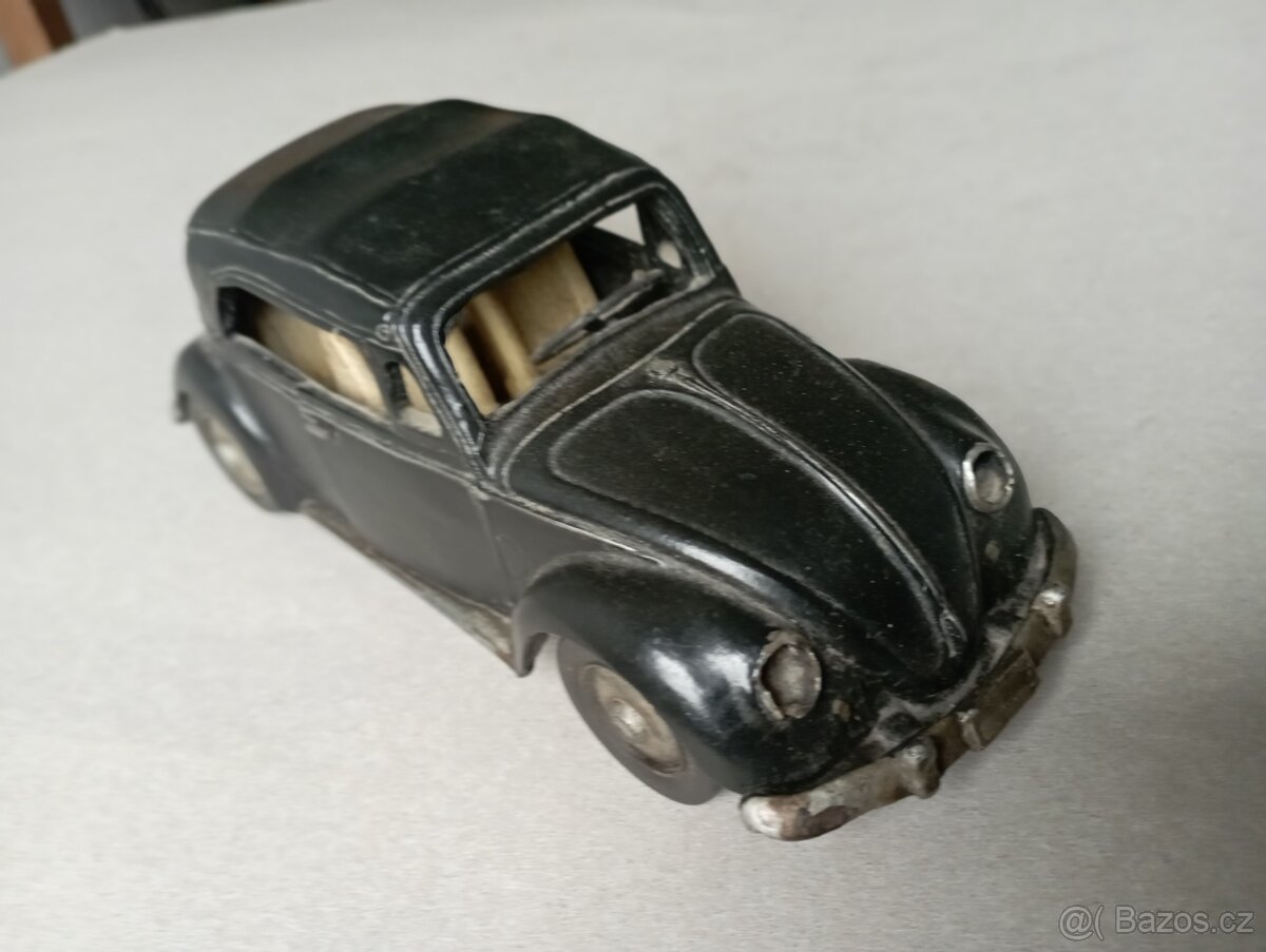 Model starého auta, pro sběratele, veterán.