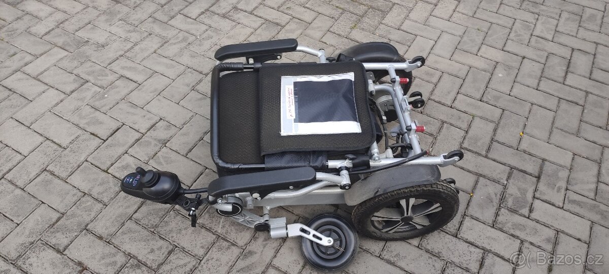 Elektrický invalidní vozík