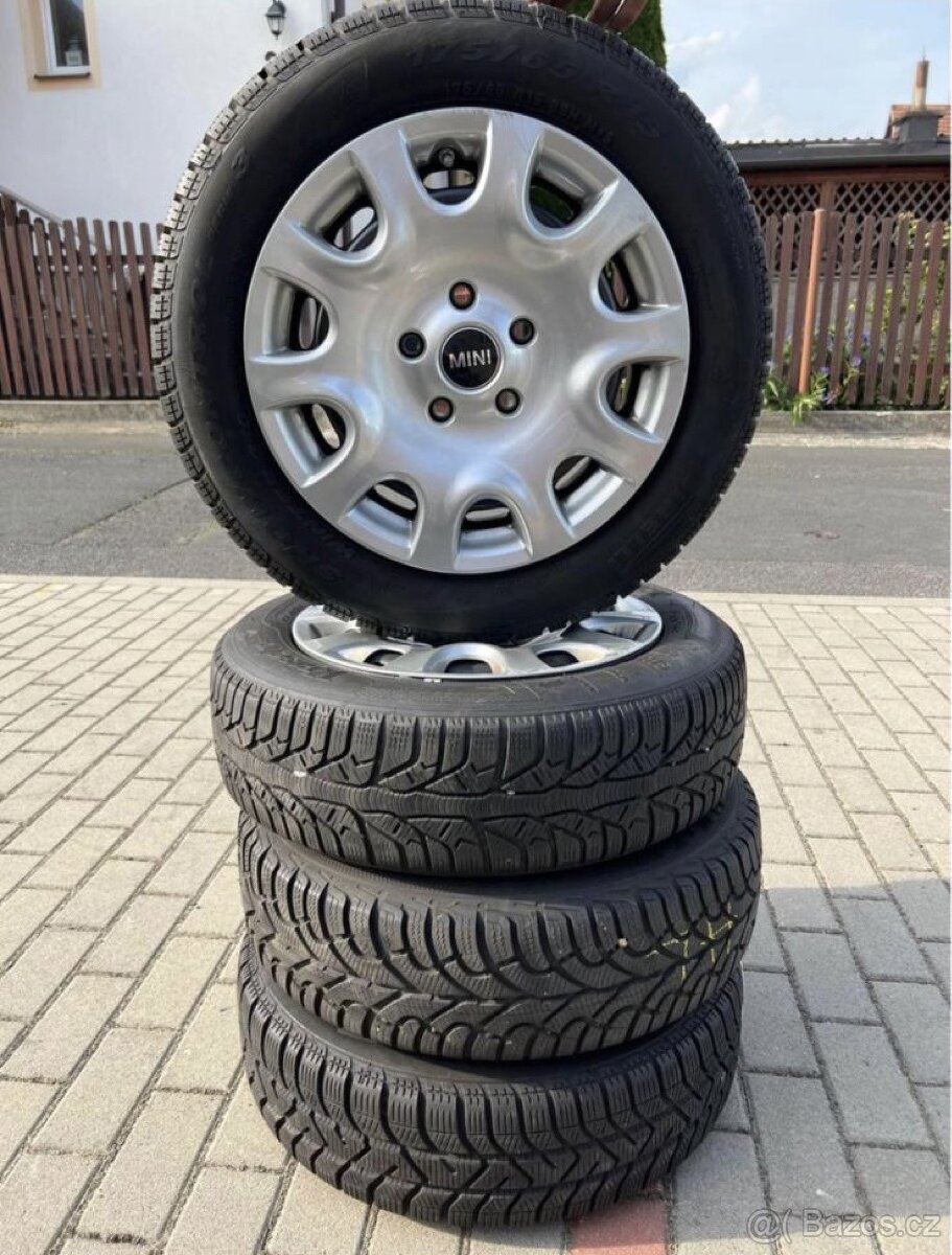 Mini cooper F55-57plechové disky R15 Top Stav