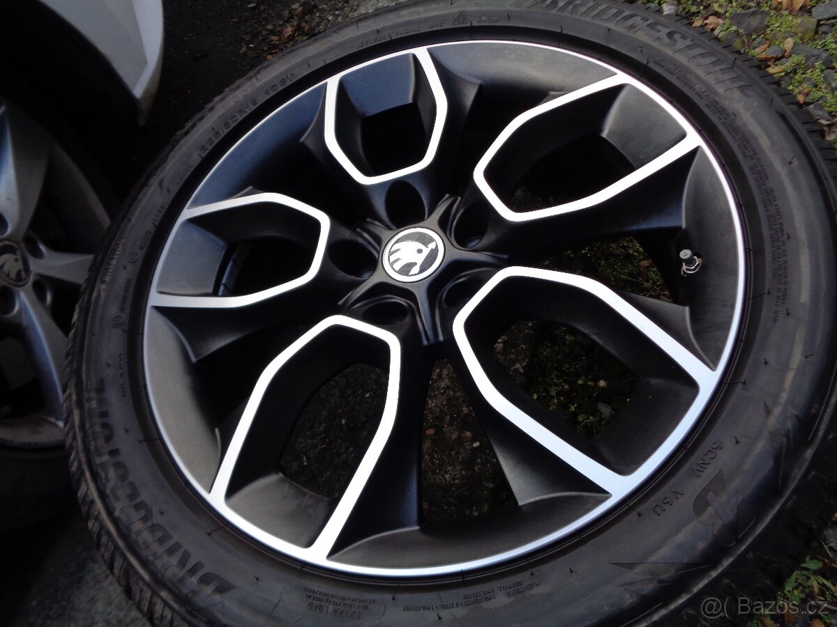 škoda kodiaq 19 alu 5x112 Crater zimní černá kola