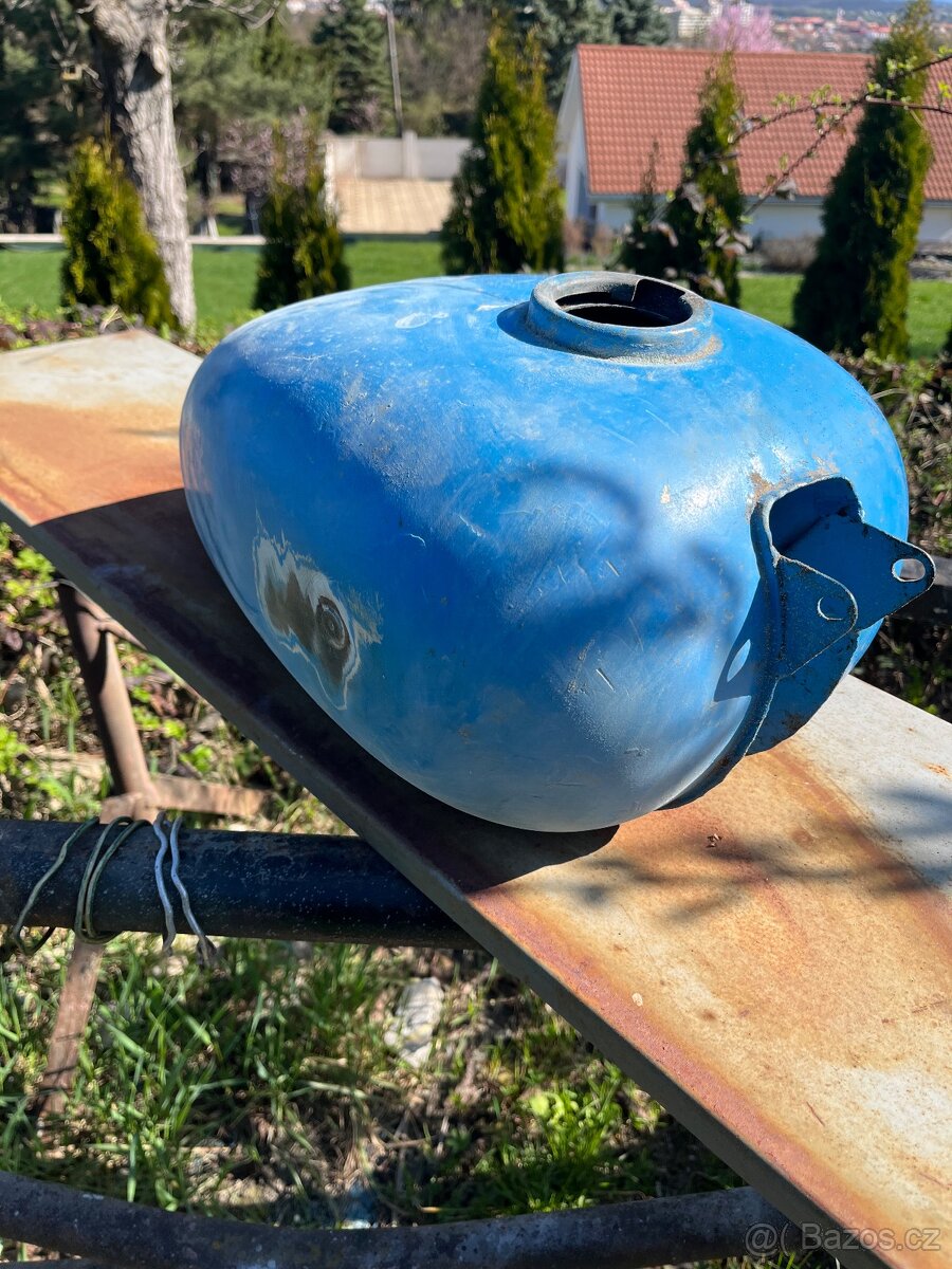 Predam nadrž na Jawa č.3