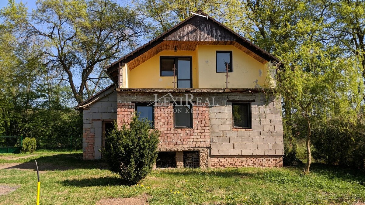 Prodej hrubé stavby domu 5+1, 140 m2 s pozemkem 954 m2, Kyšk