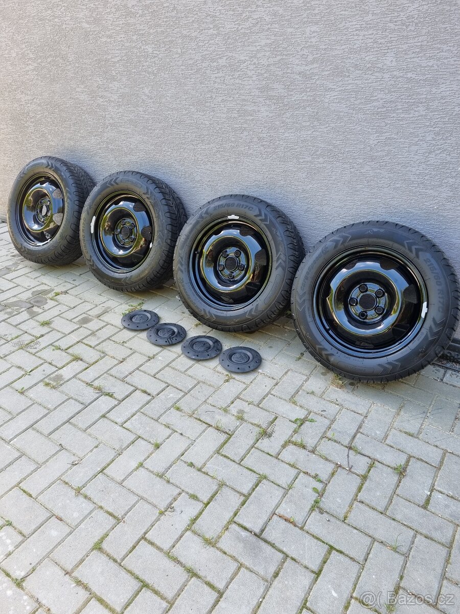 Originální plechová kola 17" vw transportér včetně pneu