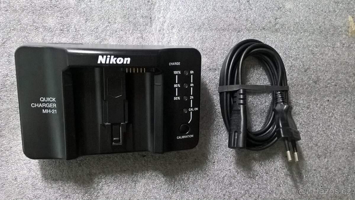 Nikon MH-21 nabíječka pro baterii EN-EL4, EN-EL4a