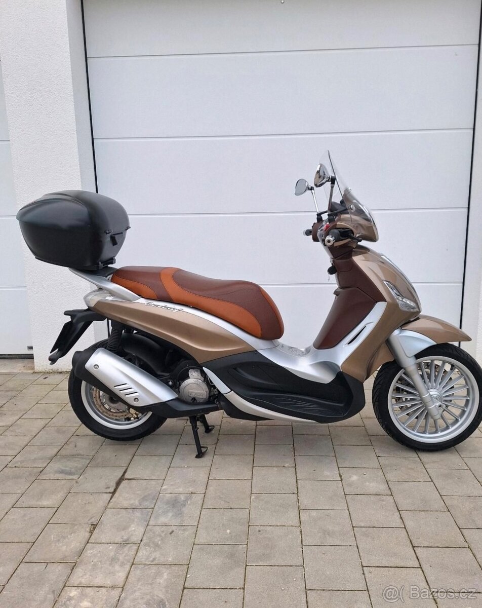 Piaggio Beverly 125i, Cz doklady, 2013