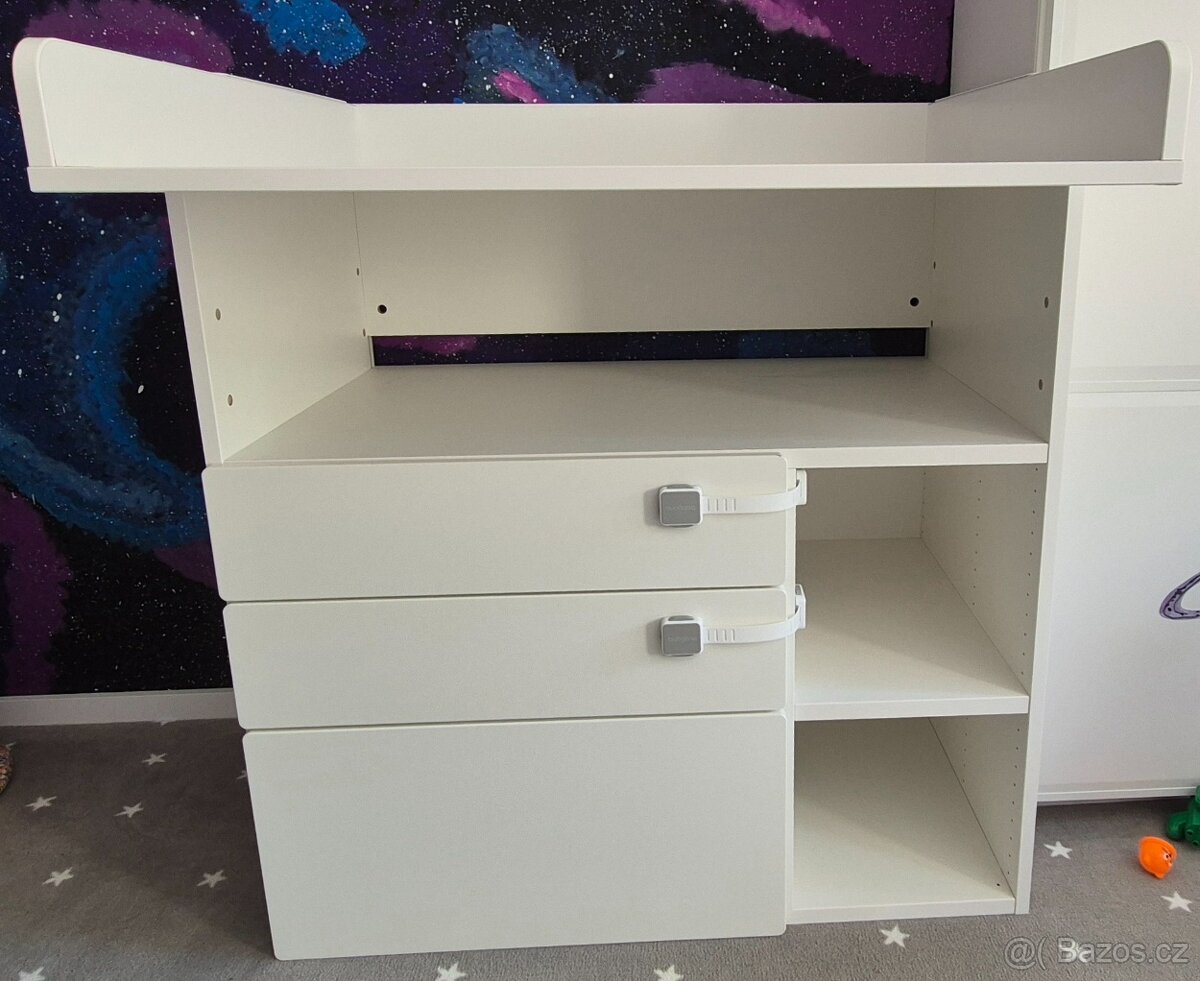 Přebalovací pult Ikea SMÅSTAD
