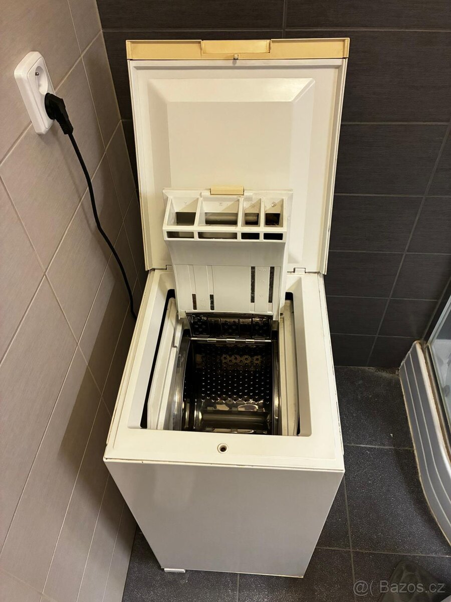 Pračka Whirpool za odvoz